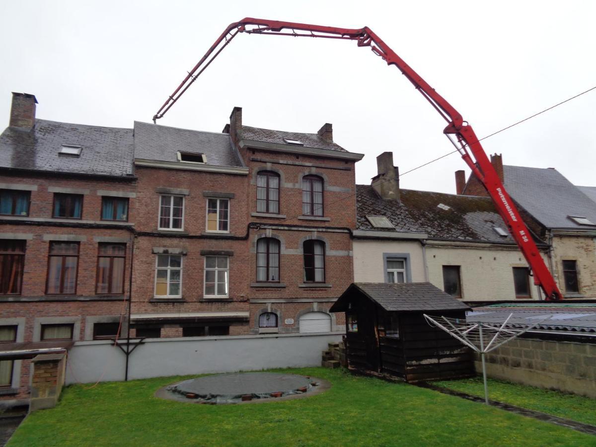 Au Pied De L'Abbaye De Leffe 호텔 디넝 외부 사진
