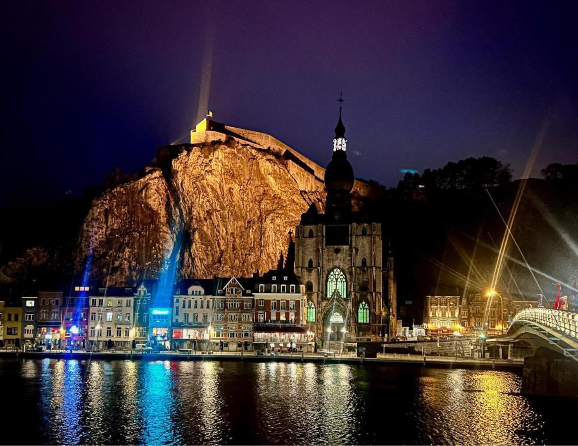 Au Pied De L'Abbaye De Leffe 호텔 디넝 외부 사진